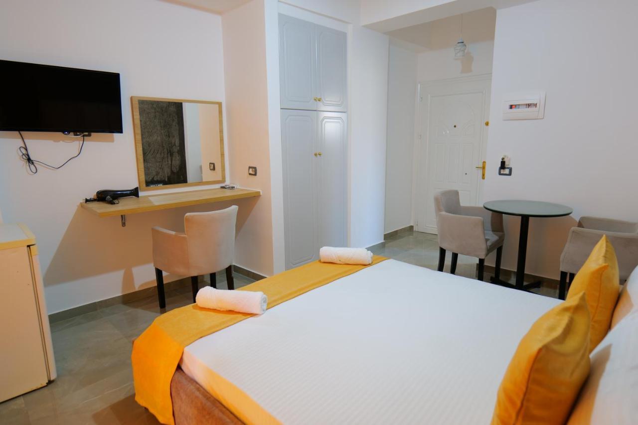 Hotel Adi-Vera Саранда Экстерьер фото