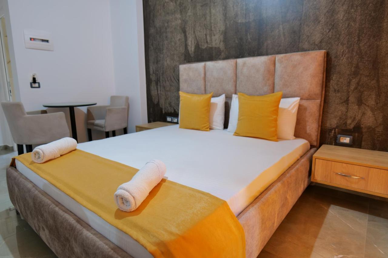 Hotel Adi-Vera Саранда Экстерьер фото