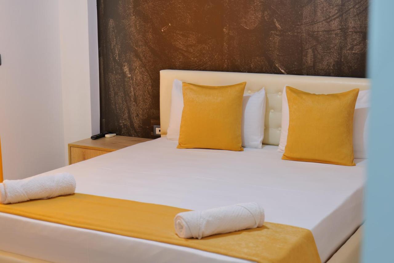 Hotel Adi-Vera Саранда Экстерьер фото