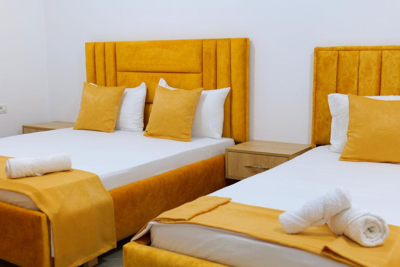 Hotel Adi-Vera Саранда Экстерьер фото