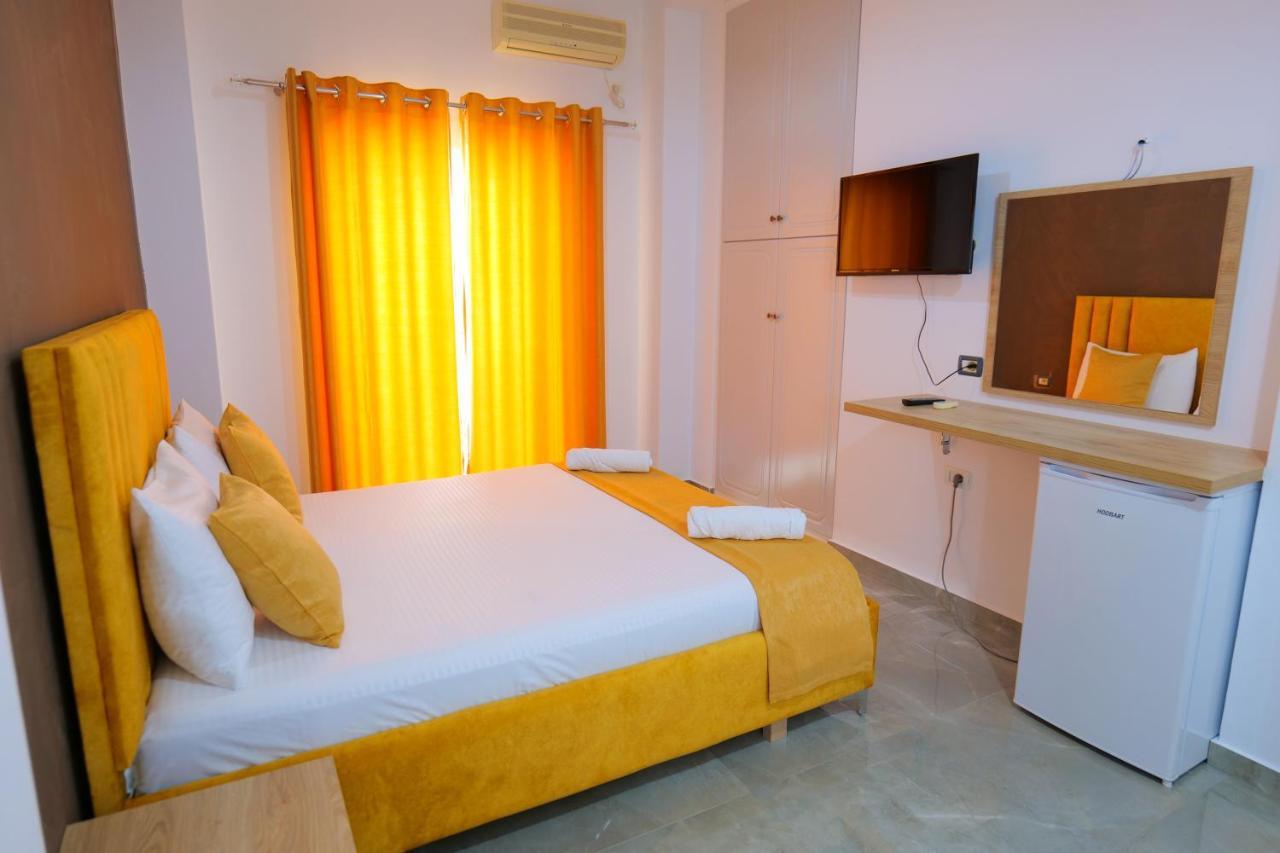 Hotel Adi-Vera Саранда Экстерьер фото