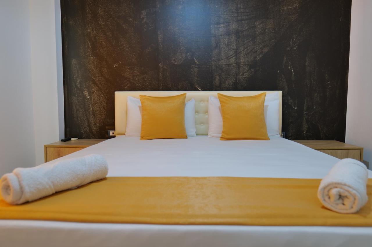 Hotel Adi-Vera Саранда Экстерьер фото